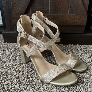 Gold glitter heels